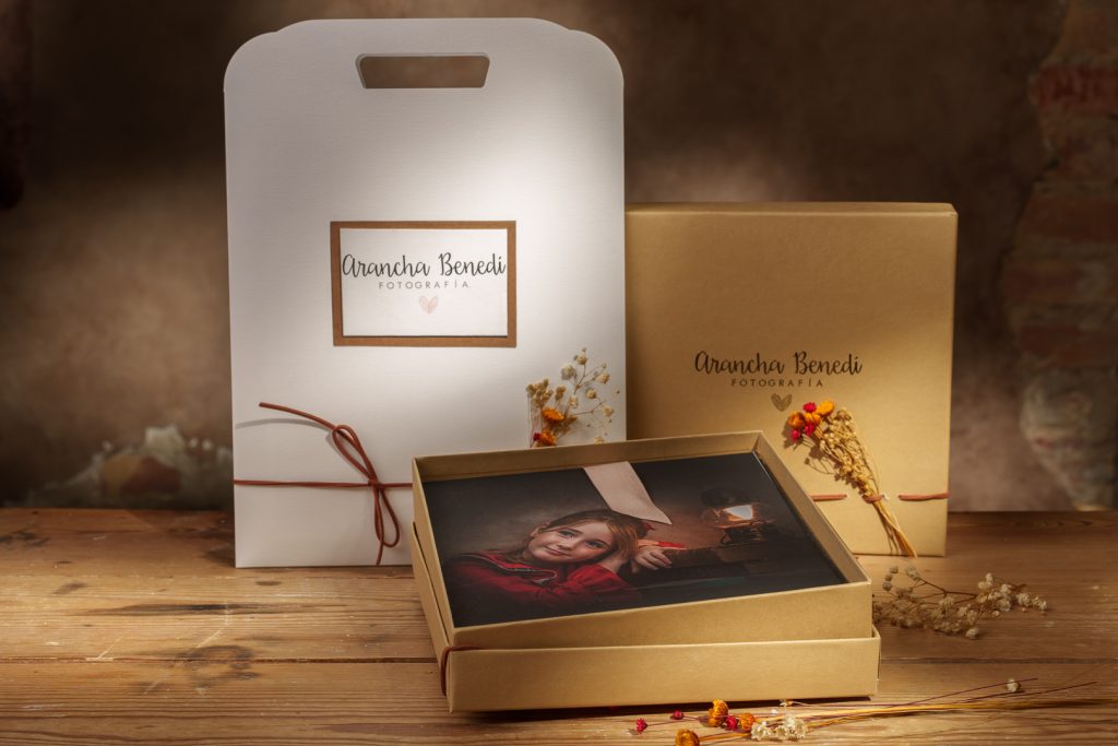 Regala una experiencia. Cuando regalas una sesión de fotografías, estás regalando algo único, íntimo y personal.